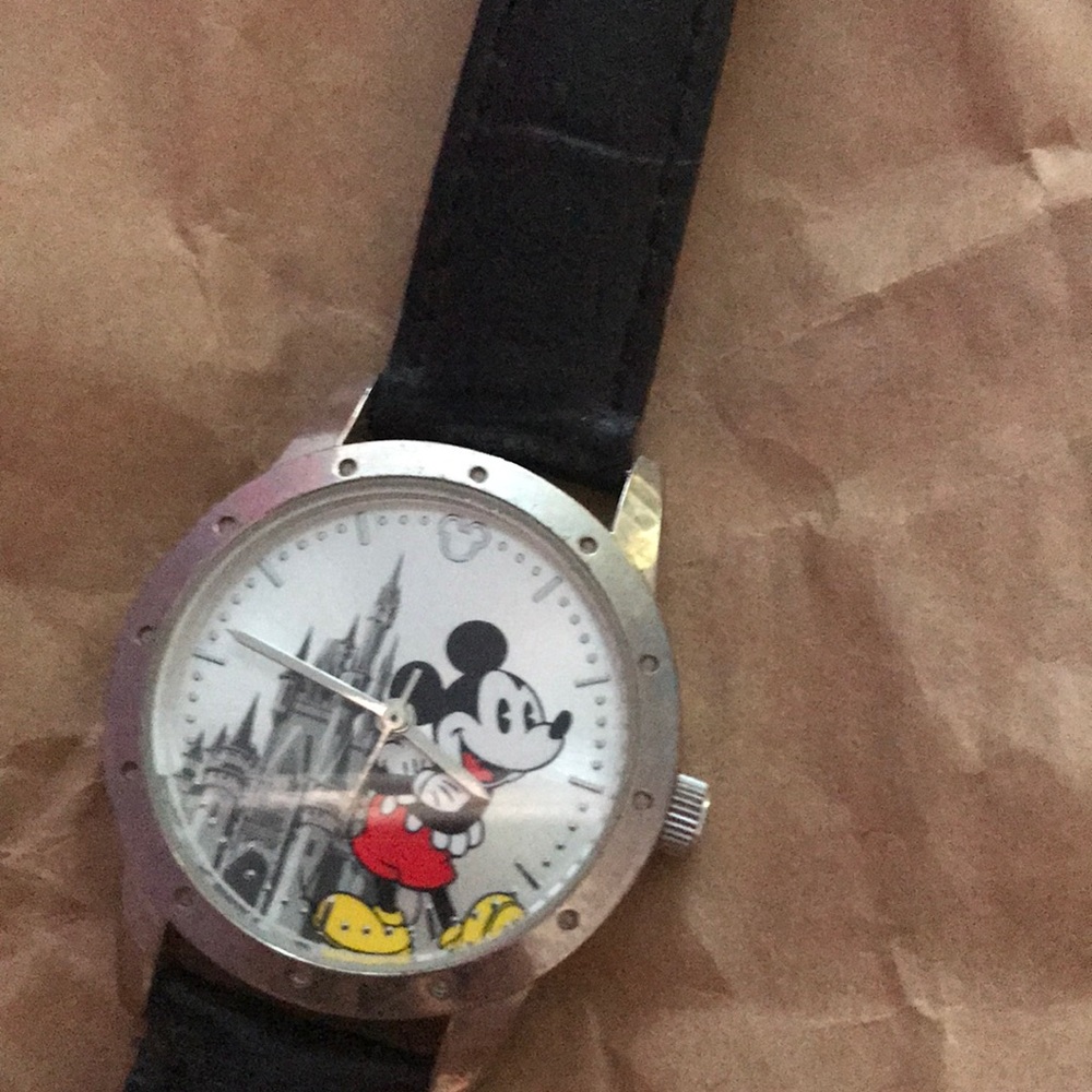 Watch - Picture 2 of 2